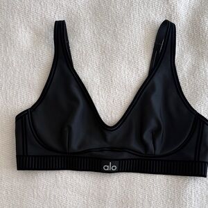 ALO Yoga Black Airlift Lineup Bra